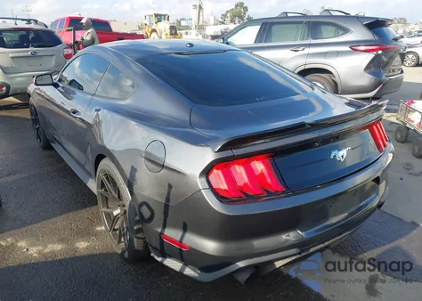 2019 Ford Mustang Ecoboost z USA, uszkodzony, nr VIN 1FA6P8TH4K5120899